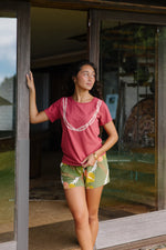 Lei Lokelani Women’s Tee in Rose